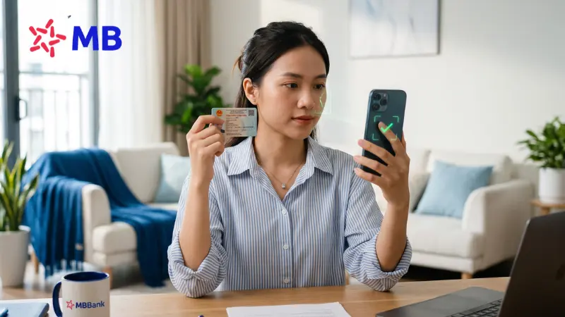 Chuẩn bị CCCD và smartphone để định danh eKYC MBS online.