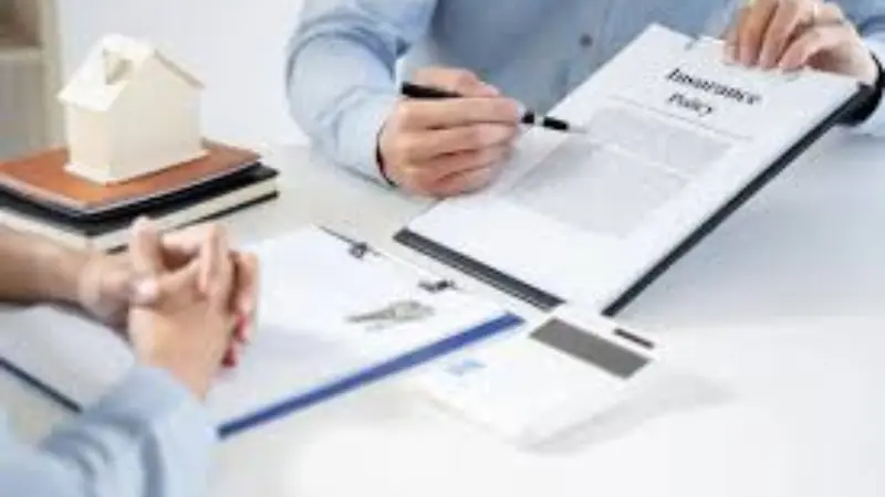 Minh họa mức phí bảo hiểm khoản vay tín chấp VPBank dao động từ 1,3% đến 1,6%.
