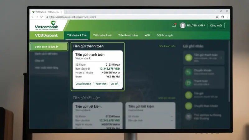 Thao tác xem chi tiết số dư và thông tin giao dịch Vietcombank trên nền tảng VCB-iBanking.